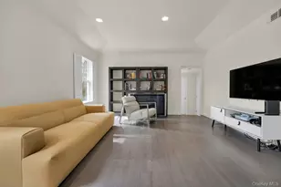 26 Lakeside Ln, Westhampton, NY 11977 - Photo 5