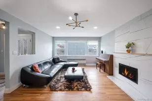 50 Sudbury Ln, Westbury, NY 11590 - Photo 7