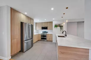 50 Sudbury Ln, Westbury, NY 11590 - Photo 13