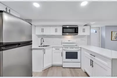 50 Sudbury Lane, Westbury, NY 11590 - Photo 25