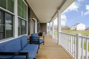 77 Kensington Ln, Poughkeepsie, NY 12603 - Photo 5