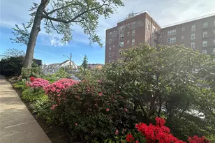 84-49 168th St, Jamaica, NY 11432 - Photo 13