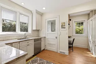 8 North St, Katonah, NY 10536 - Photo 9