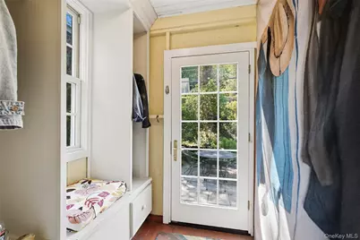 8 North Street, Katonah, NY 10536 - Photo 19