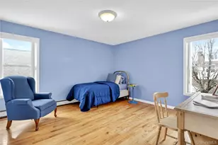 1019 Whittier Ave, New Hyde Park, NY 11040 - Photo 19