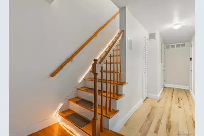 7-2 Wells Park Drive, Yonkers, NY 10705 - Photo 19