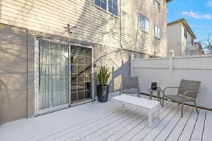 72 Wells Park Dr, Yonkers, NY 10705 - Photo 25