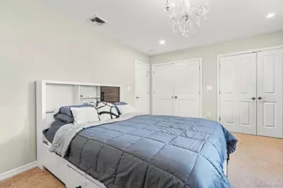 7-2 Wells Park Drive, Yonkers, NY 10705 - Photo 7