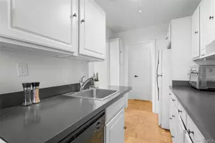 3 Washington Square, Larchmont, NY 10538 - Photo 15