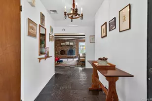 57 Knott Dr, Glen Cove, NY 11542 - Photo 3