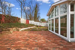 57 Knott Dr, Glen Cove, NY 11542 - Photo 29