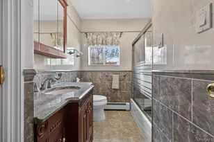 57 Knott Dr, Glen Cove, NY 11542 - Photo 15