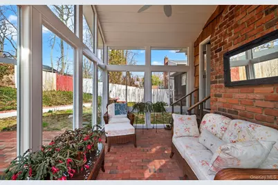 57 Knott Drive, Glen Cove, NY 11542 - Photo 27