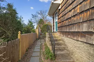 57 Knott Dr, Glen Cove, NY 11542 - Photo 31