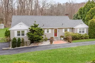 459 Den Rd, Stamford, CT 06903 - Photo 3