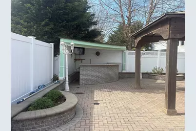 3780 Greentree Drive, Oceanside, NY 11572 - Photo 27