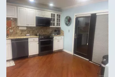 3780 Greentree Drive, Oceanside, NY 11572 - Photo 5