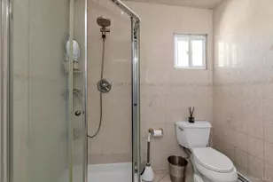 3780 Greentree Dr, Oceanside, NY 11572 - Photo 17