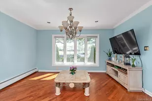 3780 Greentree Dr, Oceanside, NY 11572 - Photo 9