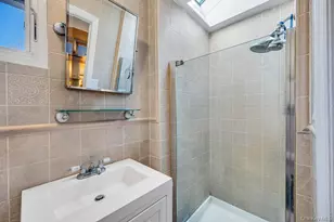 96 Rosedale Rd, Woodmere, NY 11581 - Photo 29