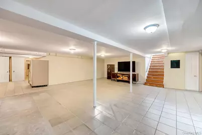 96 Rosedale Road, Woodmere, NY 11581 - Photo 31