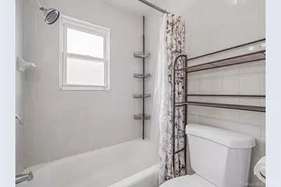3229 Glennon Place, Bronx, NY 10465 - Photo 13