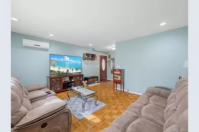 3229 Glennon Place, Bronx, NY 10465 - Photo 7