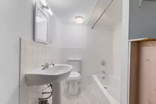 3229 Glennon Pl, Bronx, NY 10465 - Photo 17