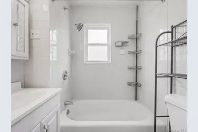 3229 Glennon Place, Bronx, NY 10465 - Photo 11