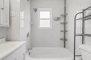 3229 Glennon Pl, Bronx, NY 10465 - Photo 11