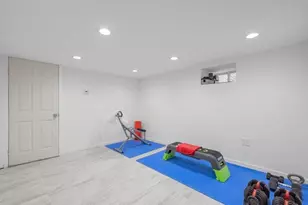 3229 Glennon Pl, Bronx, NY 10465 - Photo 15