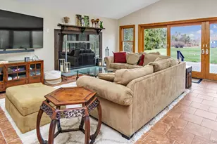 120 Promenade Dr, Aquebogue, NY 11901 - Photo 11