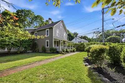 302 E Broadway, Port Jefferson, NY 11777 - Photo 5