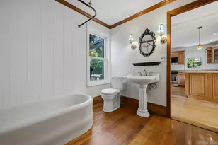 302 E Broadway, Port Jefferson, NY 11777 - Photo 11