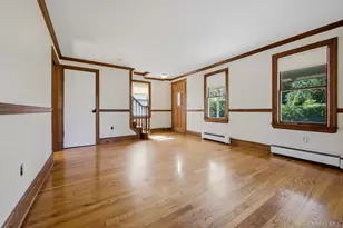 302 E Broadway, Port Jefferson, NY 11777 - Photo 15