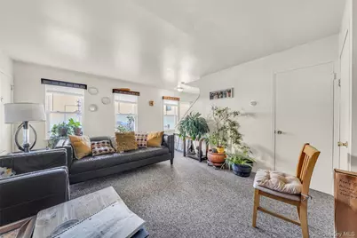 290 Lowndes Avenue #C, Huntington Station, NY 11746 - Photo 3