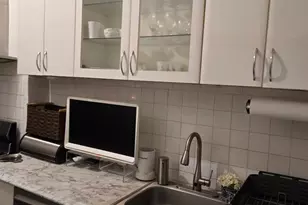 6407 68th St, Ridgewood, NY 11385 - Photo 3