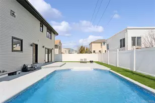 88 Mark Ln, Atlantic Beach, NY 11509 - Photo 17