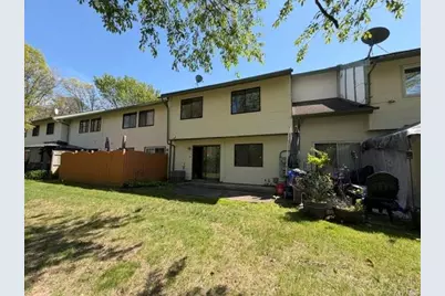 88 Drexelgate Court, Middle Island, NY 11953 - Photo 5