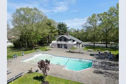 88 Drexelgate Court, Middle Island, NY 11953 - Photo 21