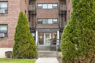 75-15 210th St, Oakland Gardens, NY 11364 - Photo 1
