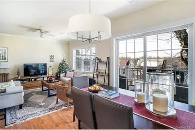 297 W Post Road, White Plains, NY 10606 - Photo 9