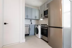 315 1H W Broadway, Long Beach, NY 11561 - Photo 13