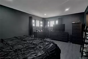 42 Peary St, West Babylon, NY 11704 - Photo 11