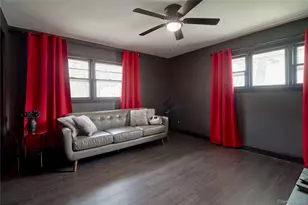 42 Peary St, West Babylon, NY 11704 - Photo 17