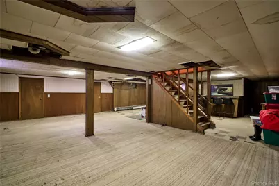 42 Peary Street, West Babylon, NY 11704 - Photo 23