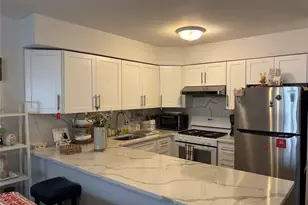 114-63 Dalian Ct, College Point, NY 11356 - Photo 3