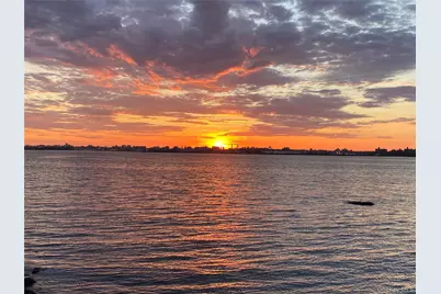 11463 Dalian Court, College Point, NY 11356 - Photo 17