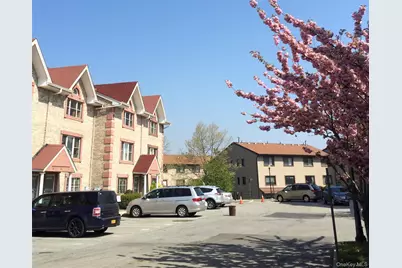 11463 Dalian Court, College Point, NY 11356 - Photo 15