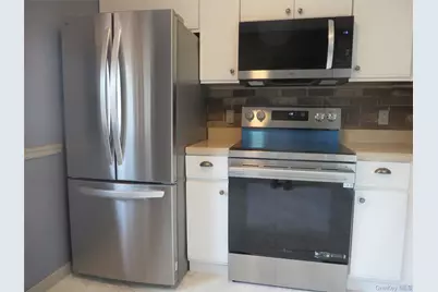 5909 Chelsea Cove N, Hopewell Junction, NY 12533 - Photo 7